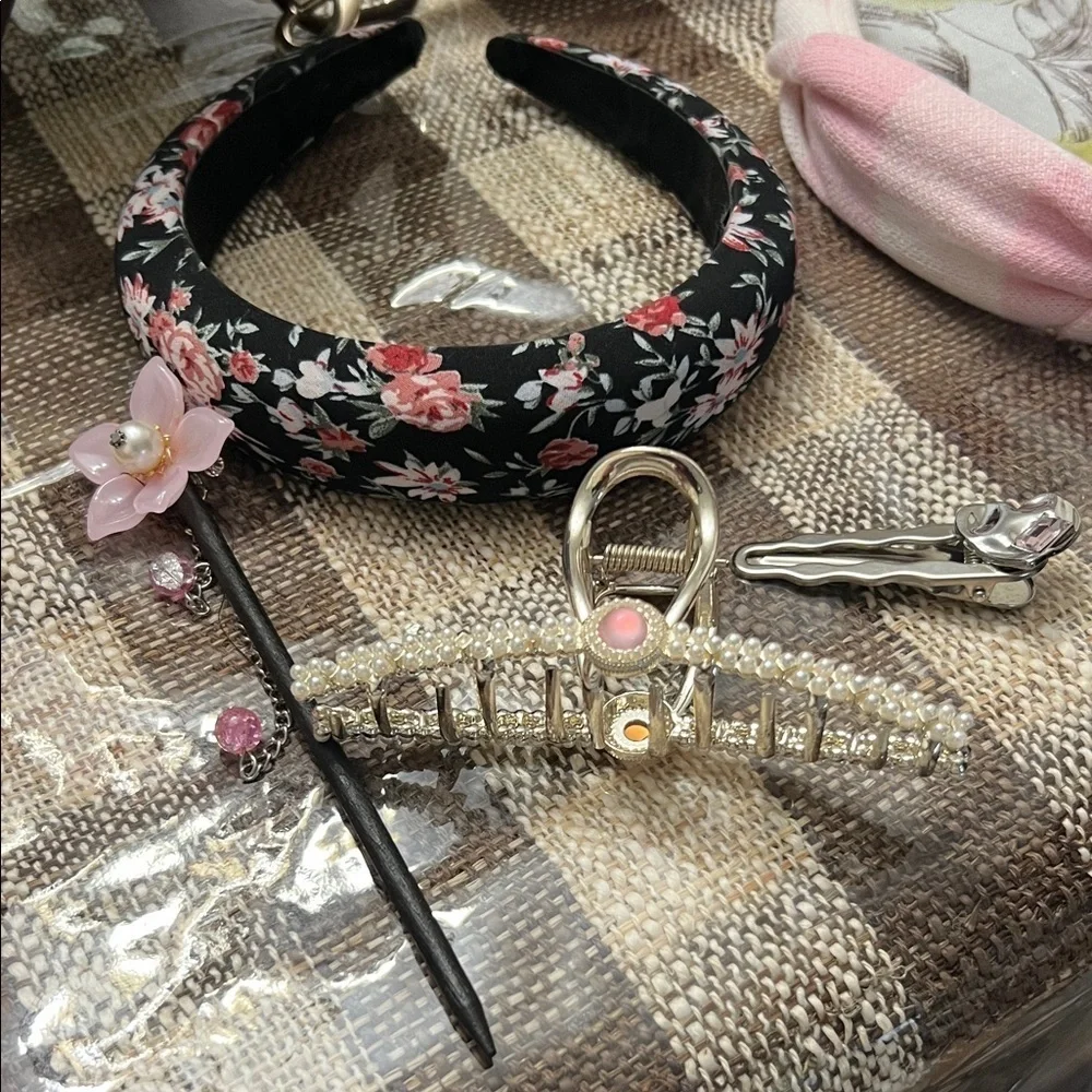 Floral and Pink Hair Accessories Set